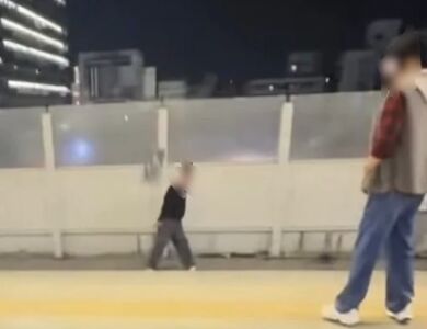 台中火車站夫妻大吵跳軌！為撿手機背包...醉夫遭上銬管束