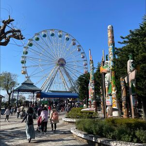 最新菜市場名「大票人擠爆小人國」　家長崩潰！網認證：3孩全中