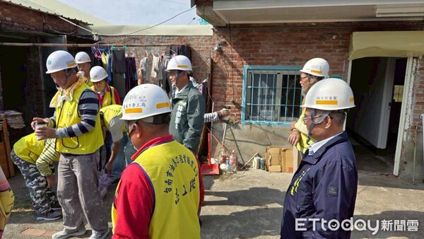 ▲台南做工行善團油漆工會志工前往官田區修繕卑南族長輩住家，齊心完成第322戶希望家園。（記者林東良翻攝，下同）