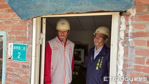 ▲台南做工行善團油漆工會志工前往官田區修繕卑南族長輩住家，齊心完成第322戶希望家園。（記者林東良翻攝，下同）