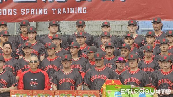 ▲  味全龍春訓  。（圖／記者呂佳賢攝）