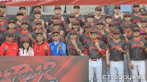 ▲ 味全龍春訓 。（圖／記者呂佳賢攝）