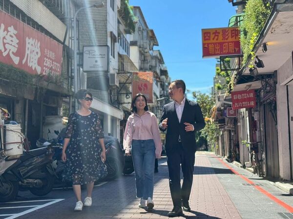 ▲劉品妡發布聲明駁斥「300萬買議員位」。（圖／劉品妡臉書）