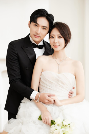 ▲▼洪詩2023年結婚。（圖／翻攝自Instagram／angelhong）