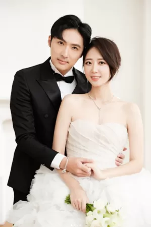 ▲▼洪詩2023年結婚。（圖／翻攝自Instagram／angelhong）