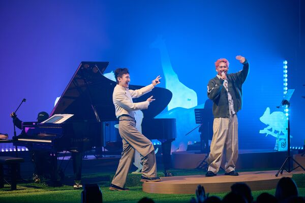 ▲▼ 龔鈺祺和雞丁演唱〈Let&rsquo;s Dream About Love〉。（圖／緒風有限公司提供）