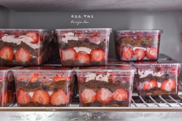 ▲▼排隊預訂才吃得到人氣草莓大福。（圖／部落客周花花提供）
