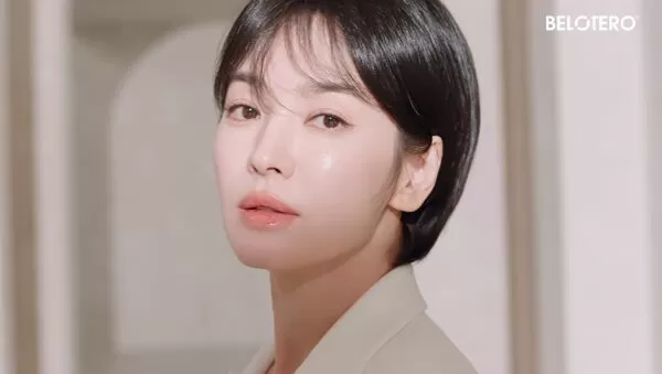 ▲▼44歲宋慧喬「長短髮切換」神顏太美！近距離拍零瑕疵　影片掀熱議。（圖／翻攝自宋慧喬IG）