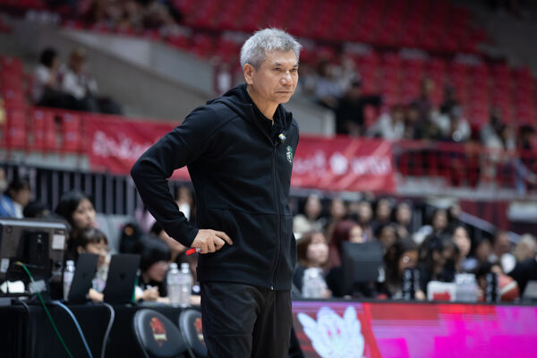 ▲洋基工程103比125慘敗給台鋼獵鷹，洋基工程總教練李逸驊。（圖／PLG提供）