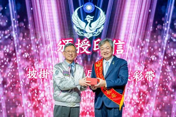 ▲桃園市消防協會會員大會呂長安蟬連理事長