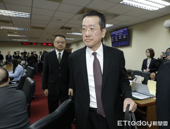 ▲國防部長顧立雄19日出席立法院外交國防委員會。（圖／記者湯興漢攝）