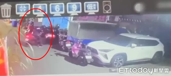 ▲▼蘆洲老夫妻雙屍，兒涉重嫌，騎機車離家逃逸。（圖／記者陳以昇翻攝）