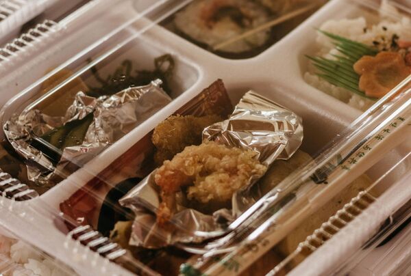 唐吉訶德近來被網友發現，鮮食區到了貼標時間，折扣比超商還划算，直呼是乞丐超人的新天堂，圖為示意圖。（翻攝自Pexels圖庫） 