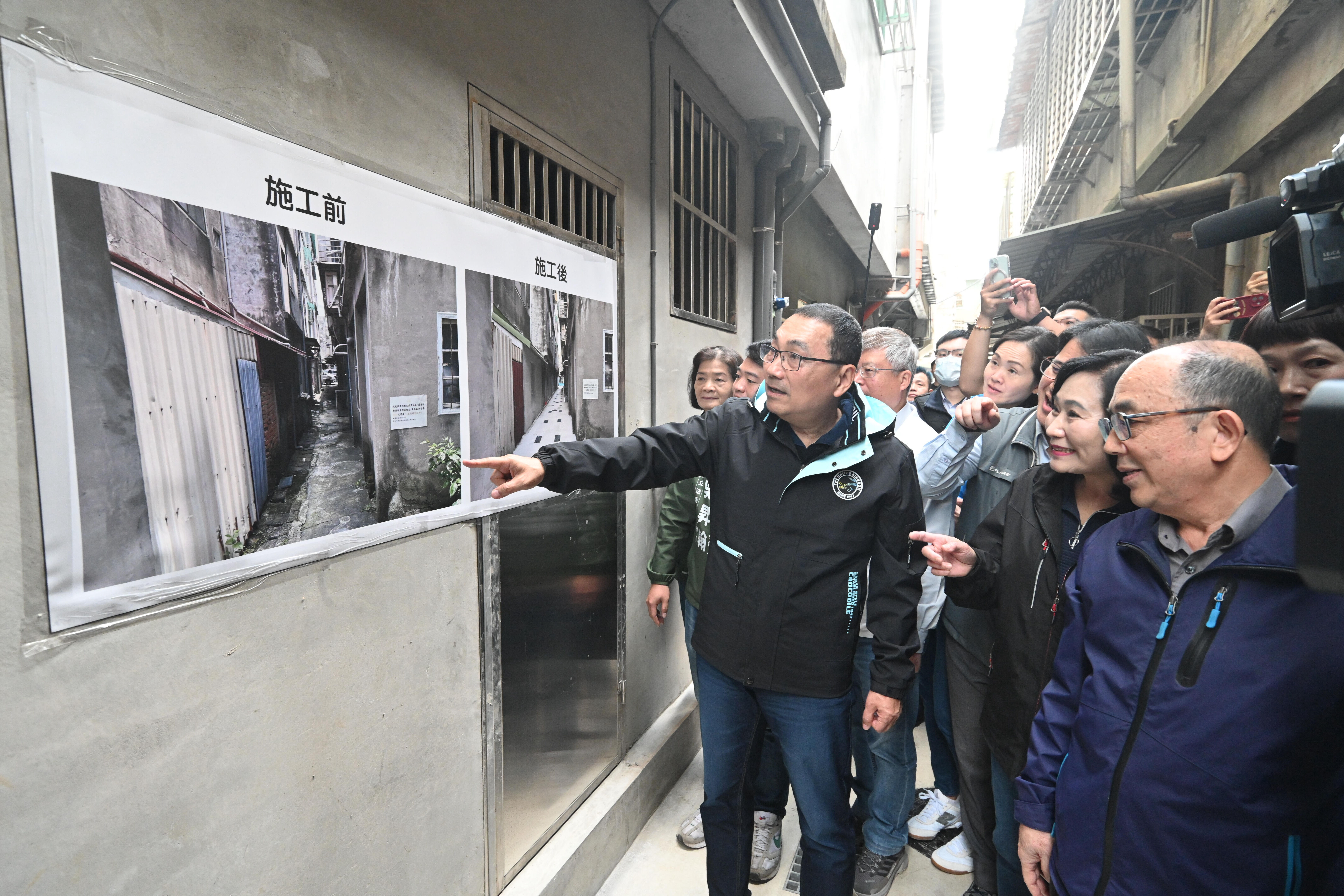 ▲視察三峽污水下水道接管工程。（圖／新北市水利局提供）