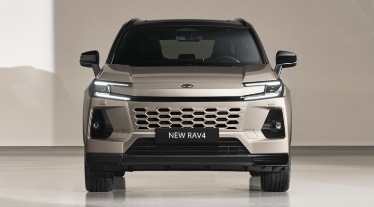 ▲新一代TOYOTA RAV4西班牙公布接單售價。（圖／翻攝自TOYOTA）