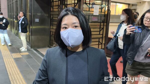 ▲▼朝野女立委混戰，國民黨立委邱若華19日以被告身分到台北地院出庭。（圖／記者黃哲民攝）
