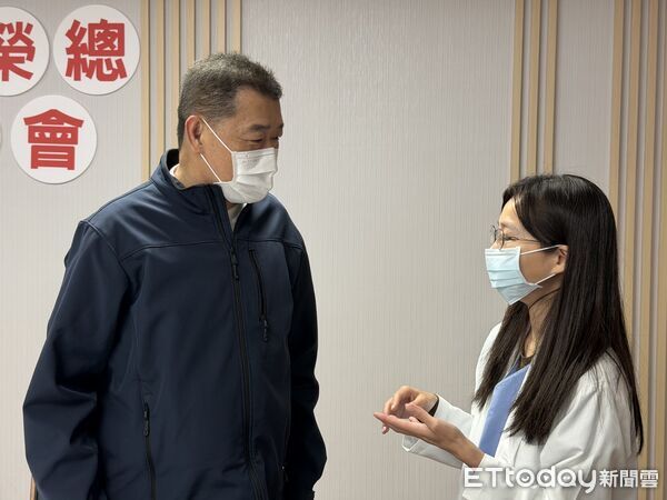 ▲祁姓患者、高雄榮總心臟內科醫師王玟樺。（圖／記者許宥孺攝）