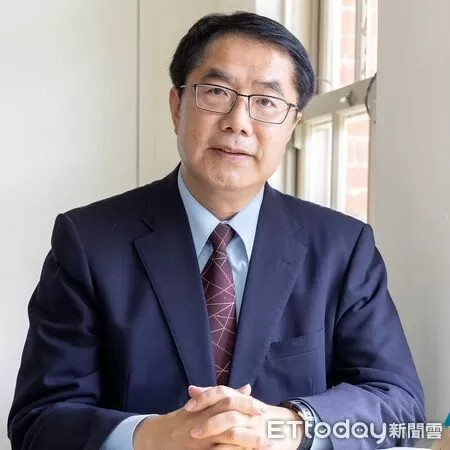 ▲寒假與春節連假將至，台南市政府發布「偉哲市長致家長的一封信」，提醒七項安全與健康重點。（記者林東良翻攝，下同）