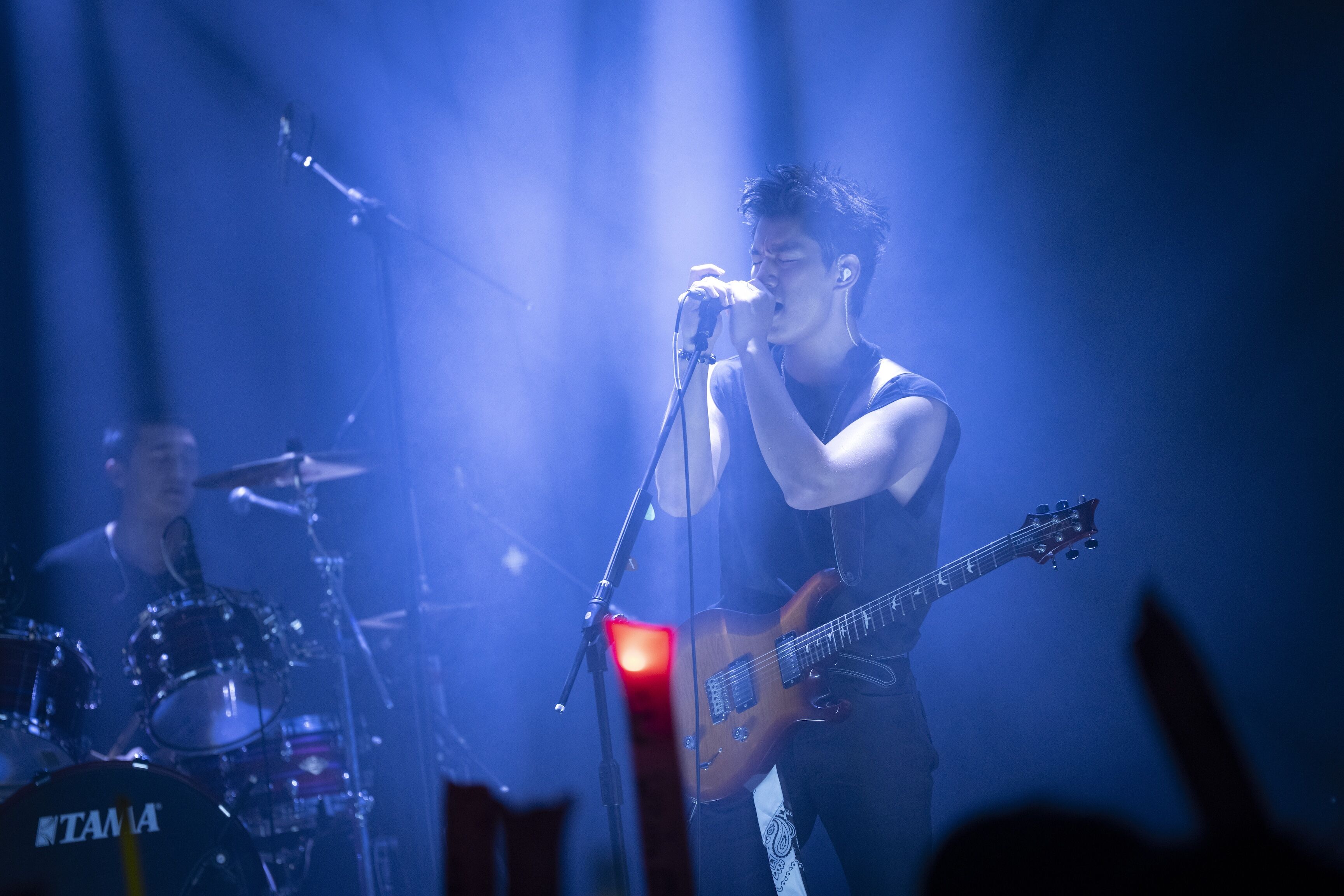 ▲嚴藝文新作《欠妳的那場婚禮》找來張孝全、朱軒洋主演。（圖／公視提供）