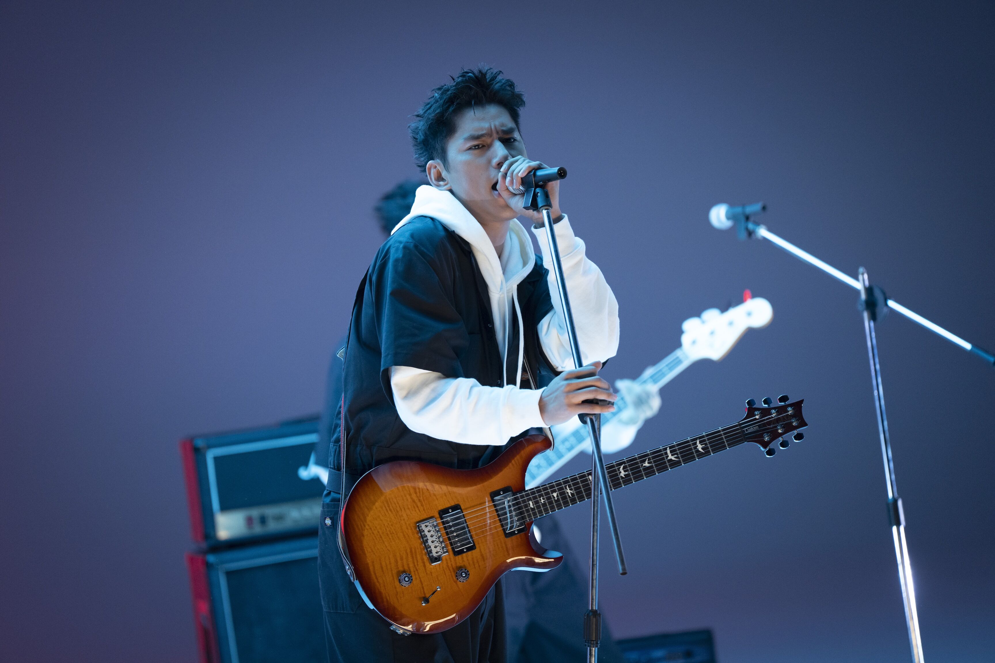 ▲嚴藝文新作《欠妳的那場婚禮》找來張孝全、朱軒洋主演。（圖／公視提供）