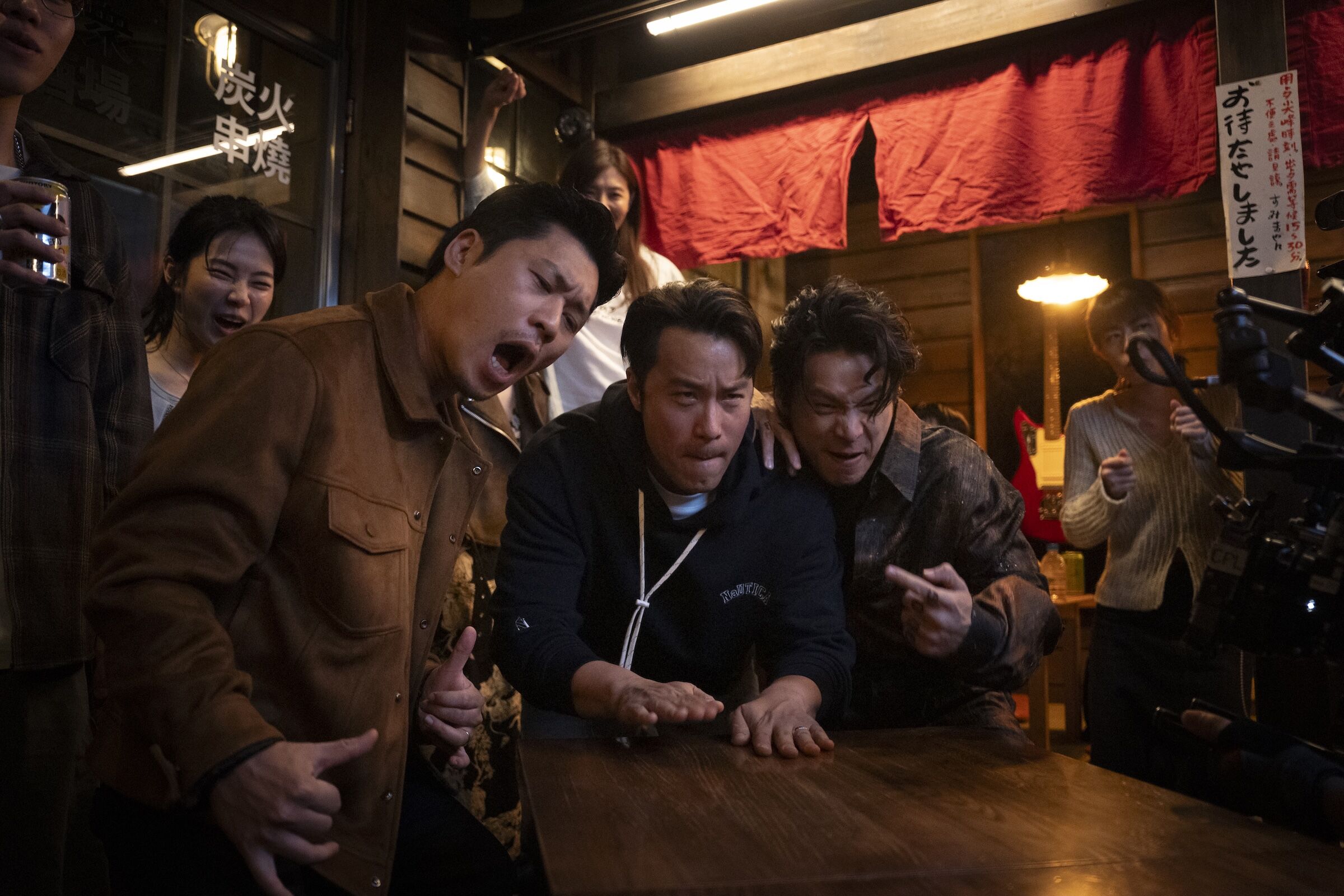 ▲嚴藝文新作《欠妳的那場婚禮》找來張孝全、朱軒洋主演。（圖／公視提供）