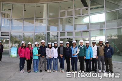 台東全民運動館及青少年福利服務中心工程　議會今視察