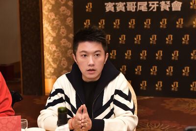 宣布暫停直播！賓賓哥陷爭議「消費者退貨」慘賠700萬　背27條官司發聲