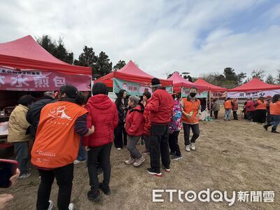 金門名店歲末公益市集尾牙　暖心陪伴弱勢迎新年