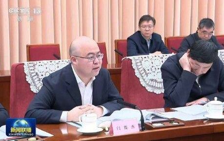 ▲▼MiniMax稀宇科技CEO閆俊傑。（圖／翻攝央視）