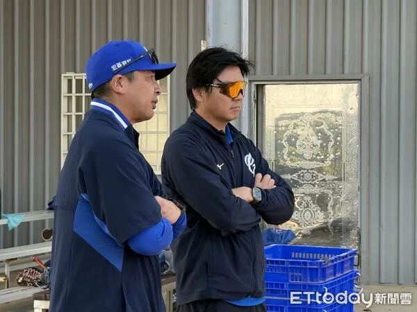 ▲森野将彥（左）、林威助（右）。（圖／記者楊舒帆攝）