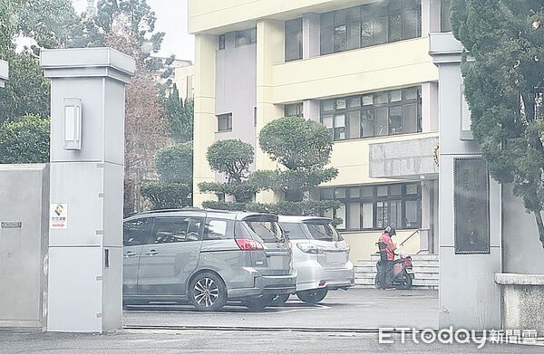 ▲根據周刊今天透露，中天記者林宸佑涉國安法遭聲押獲准，本案緣起於桃園市調處另案偵辦掌握。（圖／記者沈繼昌攝）