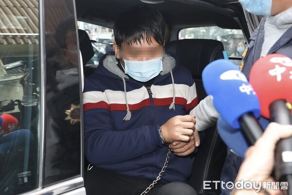 ▲▼             蘆洲逆子廖聰賢手刃雙親，移送新北地檢署。（圖／民眾提供）