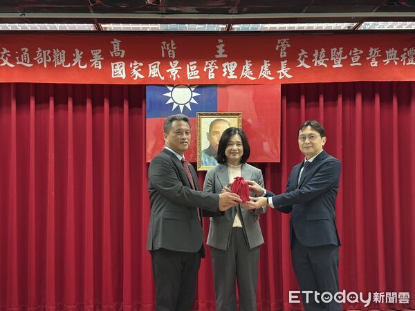 ▲▼    阿里山管理處處長龔峰祥接篆視事推動阿里山成為北回歸線上最璀璨的明珠   。（圖／阿里山管理處提供）