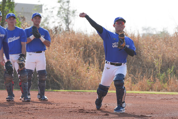 ▲▼林岱安加入富邦悍將首日開訓。（圖／富邦悍將提供）