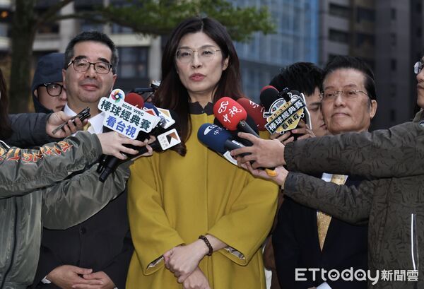 ▲▼  鄭麗文拜訪馬前總統。（圖／記者黃克翔攝）