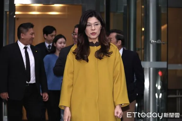 ▲▼  鄭麗文拜訪馬前總統。（圖／記者黃克翔攝）