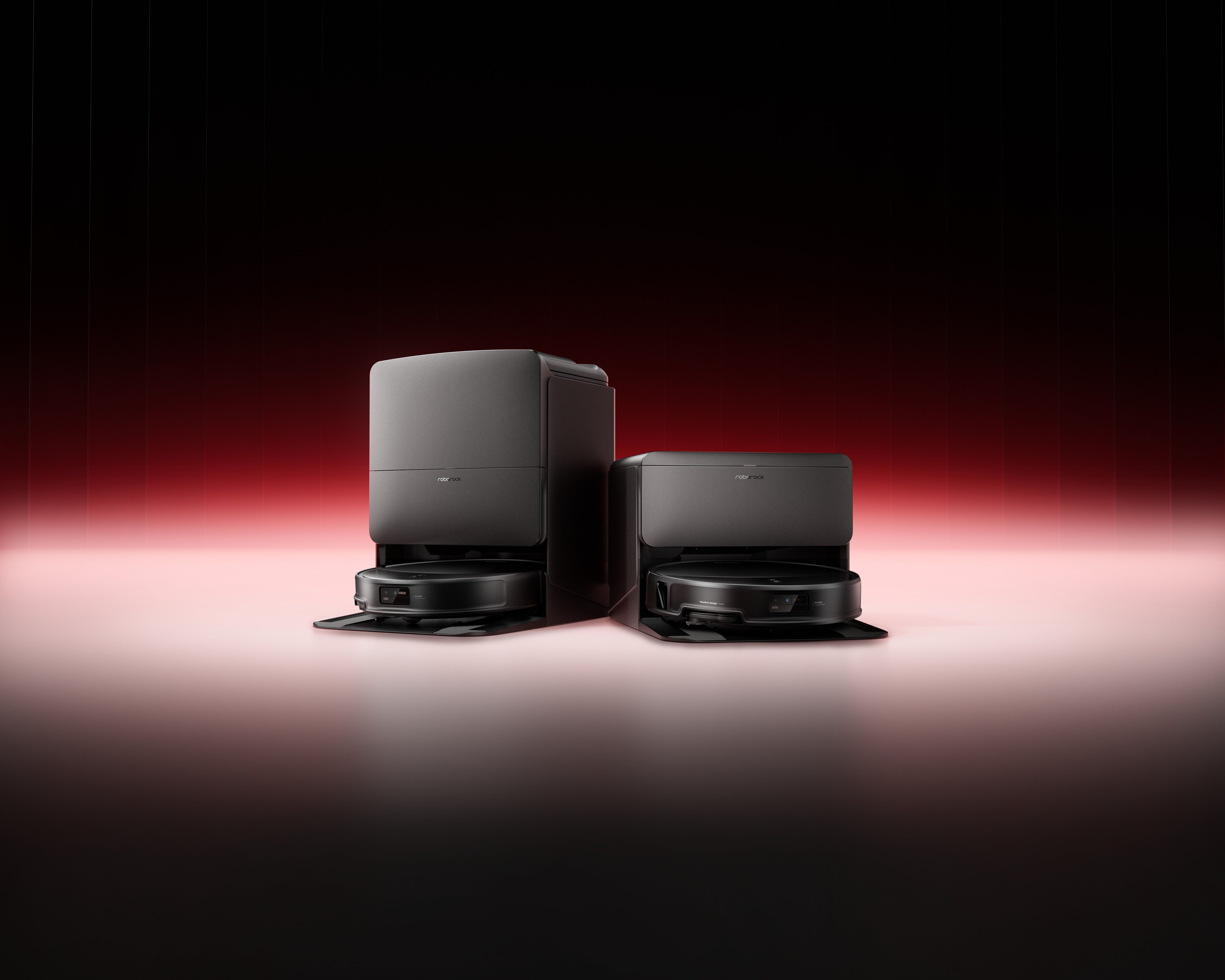 ▲Roborock石頭科技在台開賣旗艦新品「Saros 20 跨越奇兵」，標榜可跨越高8公分的門檻地形。（圖／品牌提供）