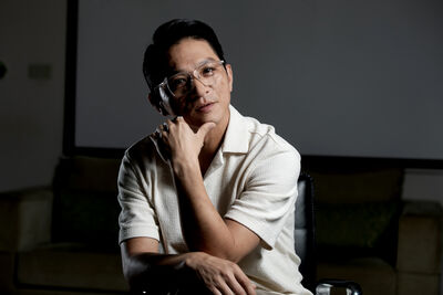 專訪／45歲就當阿公！21萬粉絲網紅老喬23歲生子　兒子大學就生娃