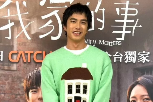 ▲《我家的事》藍葦華、曾敬驊、黃珮琪、高伊玲、導演潘客印。（圖／CATCHPLAY提供）