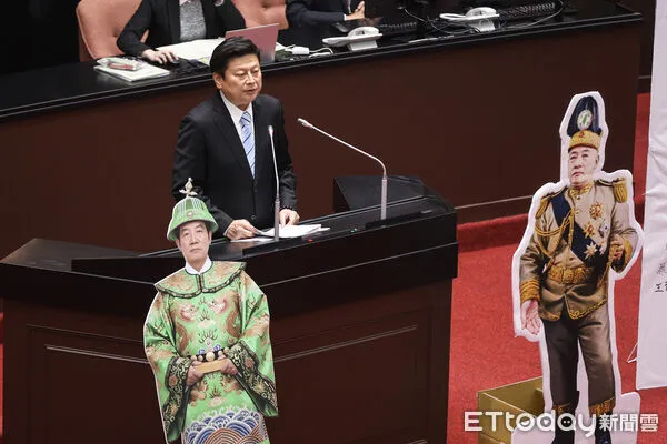 ▲立法院彈劾總統賴清德審查會，傅崐萁發言。（圖／記者林敬旻攝）