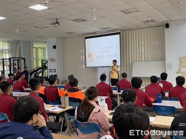 ▲台南市政府消防局分梯辦理新進人員職前訓練，共計170名消防生力軍正式報到，為第一線火災搶救與緊急救護注入新動能。（圖／記者林東良翻攝，下同）