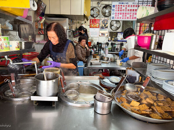 ▲▼阿姨小吃店。（圖／部落客VIVIYU小世界授權提供）
