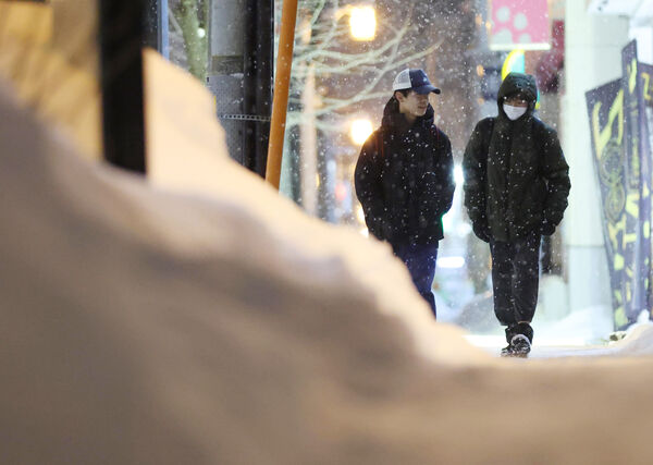 ▲▼日本北海道札幌下雪暴雪大雪積雪。（圖／達志影像／美聯社）