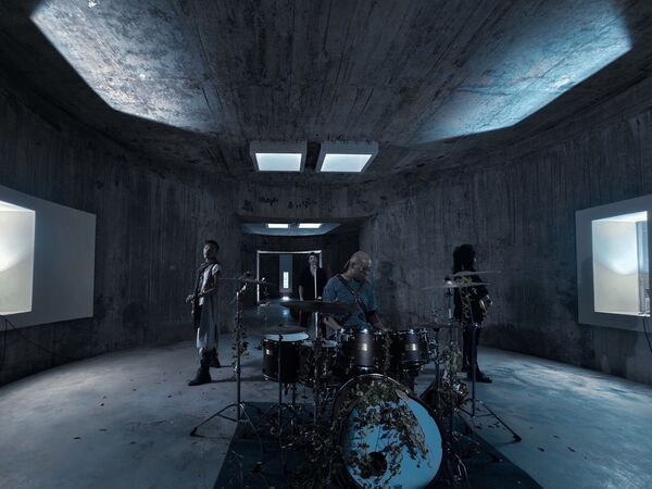 ▲▼ 信樂團《反派》MV 融合末日業科幻與暗黑童話風格，信樂團（Shin Band）攜新歌《反派》搖滾回歸。（圖／信世紀音樂提供）