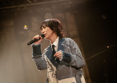 萬芳開唱前滑倒重摔！　「腦袋一片空白」嘆：與死亡如此接近