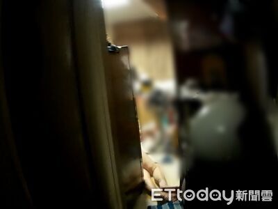 屋內飄濃烈惡臭！桃園警破門見獨居翁赤裸倒地　急送醫搶救