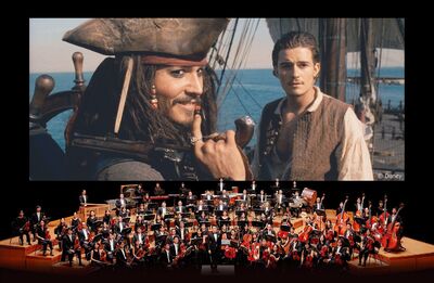 傑克船長來了！《神鬼奇航》鬼盜船開進高美館　電影交響氣勢磅礡