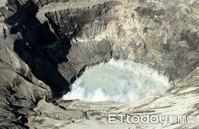 日本恐放棄吊掛「阿蘇火山」台灣人遺體+殘骸! 噴火警戒又升高