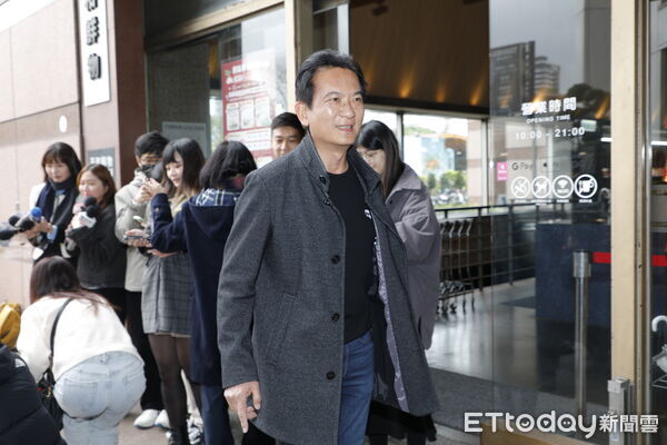 ▲▼民進黨中常會前台南立委郭國文、林俊憲陸續到場。（圖／記者湯興漢攝）