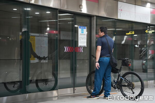 ▲▼高雄捷運調整腳踏車搭乘政策。（圖／記者許宥孺翻攝）